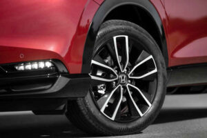 Foto das rodas de 18" do Honda HR-V Touring 2026