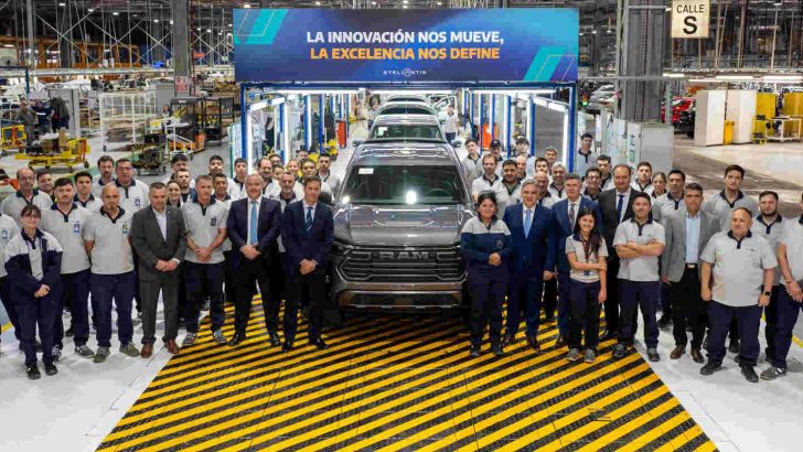 Foto de capa da picape Ram Dakota fabricada na Argentina