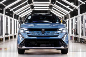 Picture of the first Renault Boreal produced in Brazil