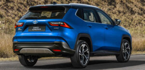 Foto do design traseiro do Yaris Cross XRX