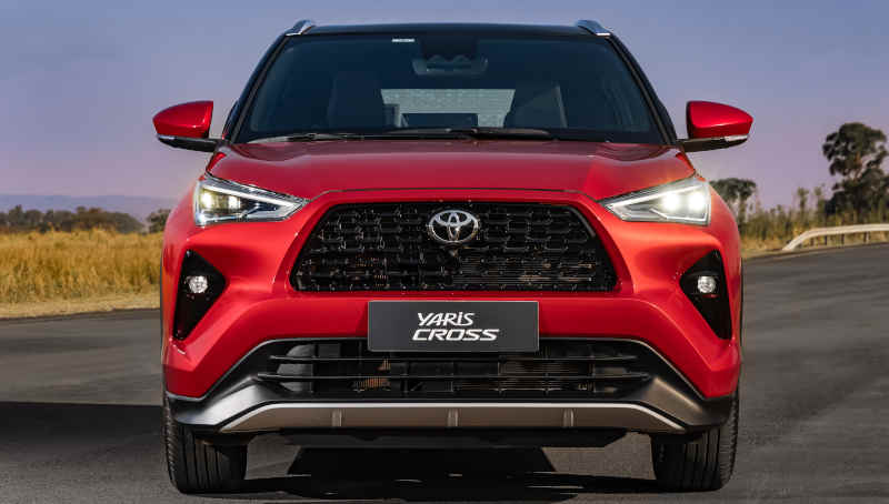 Foto do design dianteiro do Yaris Cross XRX híbrido