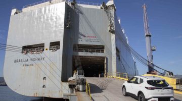 Foto do Novo Nissan Kait sendo exportado para mais países da América Latina