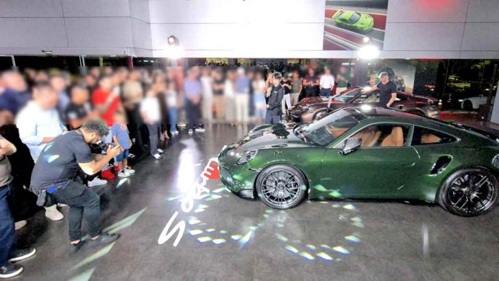 Foto do novo Porsche 911 Turbo S na Porsche Bamaq