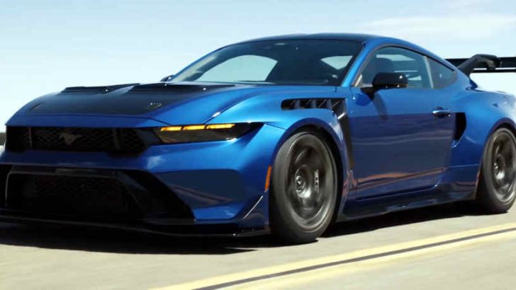 Frame que mostra o Ford Mustang GTD